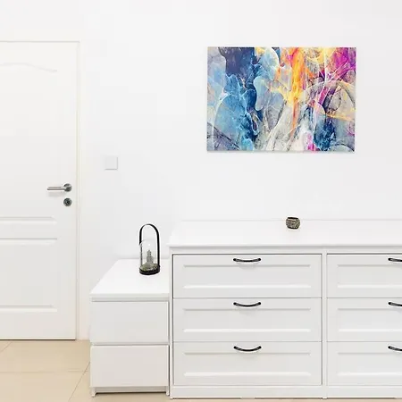 Modern 2br Apt In The City Center Апартаменти Бухарест
